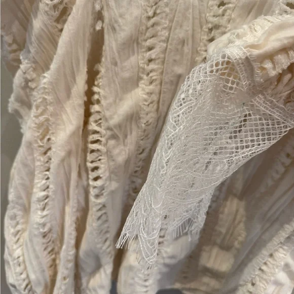 Cream Textured Blouse - Picture 3 of 4